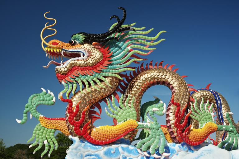 76年属龙人哪年财运最好（ 76年属龙财运旺盛年份）  第2张